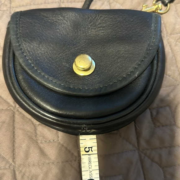 Leather Crossbody black - Picture 3 of 5